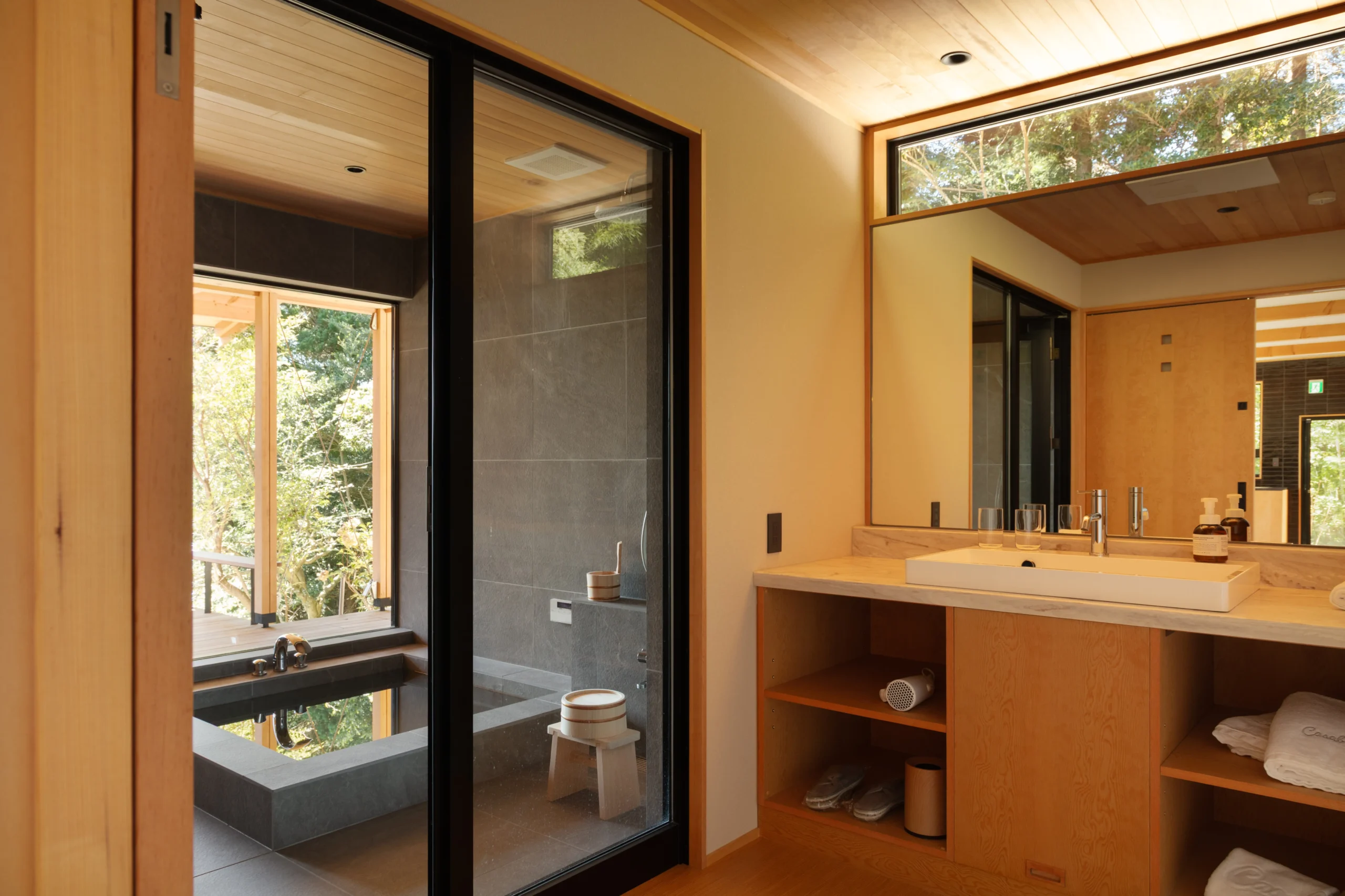 Casablanca World | Villa Hakone Casablanca World | Villa Hakone
